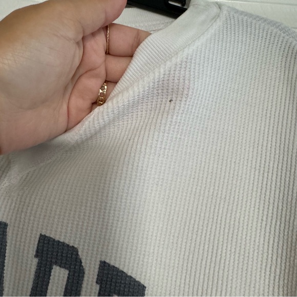 Brandy Melville/John Galt Bay Area long sleeve - Picture 3 of 4